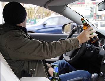 Пьянка за рулем: штраф в 1150 долларов и конфискация авто