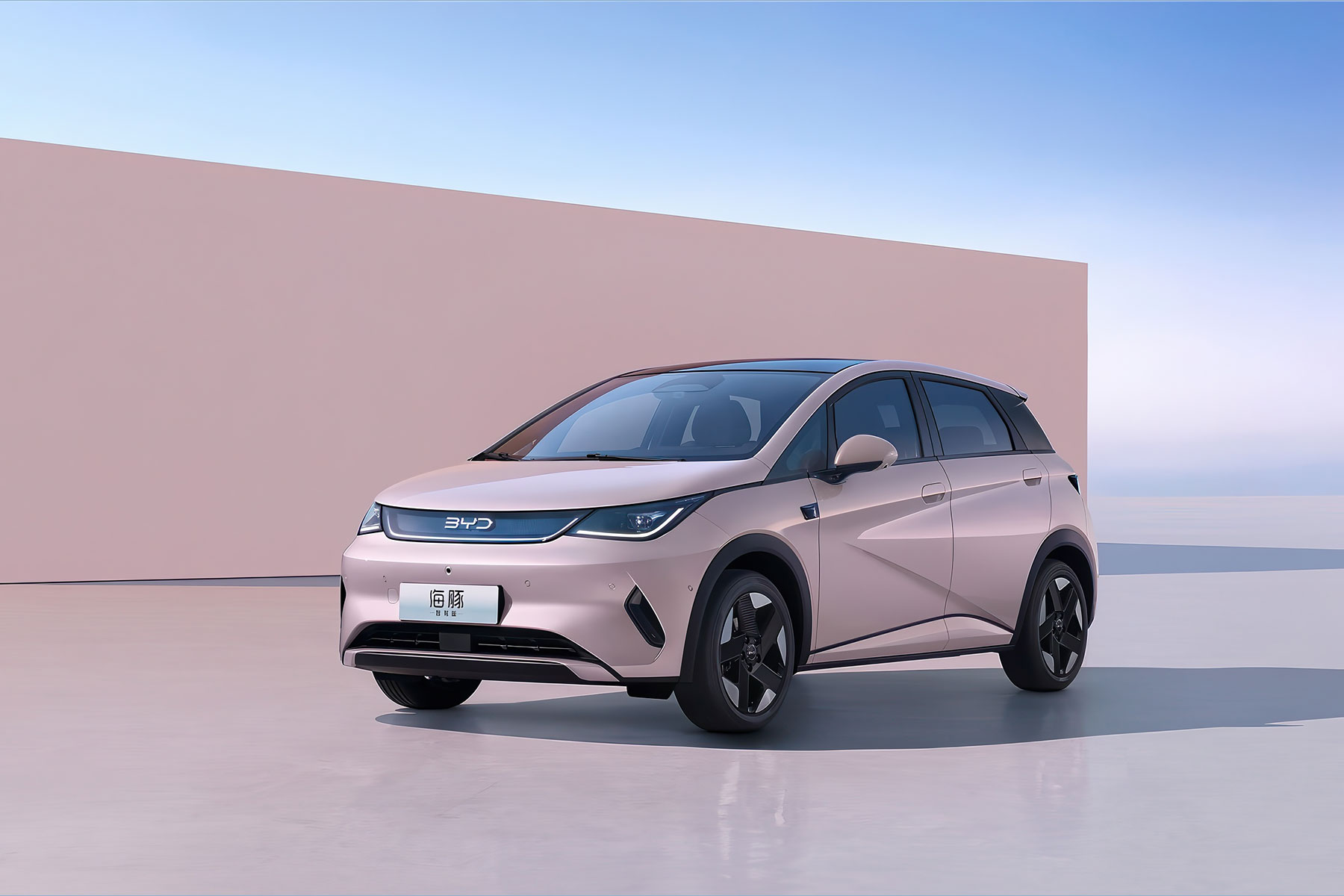 Автомобиль BYD Dolphin (2021)